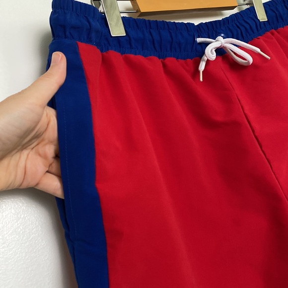 Montreal Canadiens NHL Shorts Men XL Red Blue Swim Sporty Logo Colour Block - Picture 7 of 15